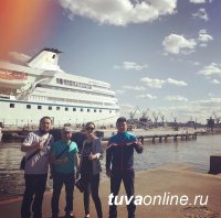 Тувинская группа Khoomei Beat представила в Москве свой дебютный альбом «Wandering the steppe” (Странники в степи)