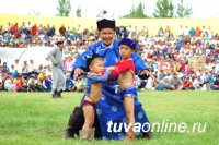 Тува: Мероприятия, посвященные Празднику животноводов – Наадыму-2018 (14-15 июля 2018 года)