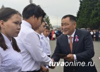 Кызыл: Виды на жительство в России получили граждане Украины, Вьетнама