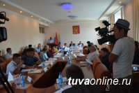 Кызыл: Депутаты городского Хурала провели завершающую 4-й созыв сессию
