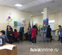 В столице Тувы в выборах депутатов городского парламента на 12 часов приняло участие 15% избирателей