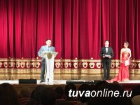 Национальный театр Тувы открыл 83-й сезон в исторический день