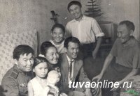 1 ноября, в День тувинского языка, в Туве состоится уникальный концерт памяти легендарной актрисы, певицы, поэтессы Кара-Кыс Мунзук