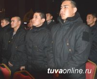 15 призывников из Тувы отправились служить на флот в Калининградскую область