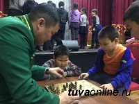 О народных тувинских традициях особенным детям Кызыла