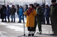 60 курсантов военной кафедры ТувГУ награждены медалью Министерства обороны России