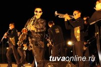 Музыканты из Тувы задали жару в Хакасии