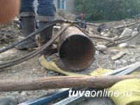 В Кызыле в ходе гидравлических испытаний выявлено 23 повреждения на тепловых сетях. К 15 часам 6 июня будет восстановлена подача горячей воды