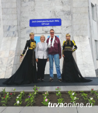 В Кызыл на Форум тувинской баранины прилетел известный ресторанный критик, писатель-сатирик Олег Назаров
