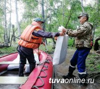 С придомовых территорий домов поселка Хондергей Дзун-Хемчикского района Тувы вода ушла, дорога восстановлена