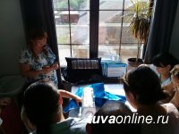 В Туве в этноковоркинг-центре проведен мастер-класс по изготовлению детского тона