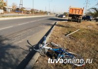 В Кызыле на пешеходном переходе КАМАЗ сбил насмерть 60-летнего велосипедиста
