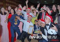 В Кызыле подарки от мэра получат 350 лучших учеников столичных школ