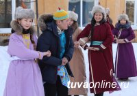 В Кызыле наградили победителей фестиваля «Молодежь по тропе национальных традиций»