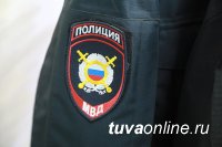 Видео с пьяными сотрудниками полиции разместили в одном из пабликов Тувы