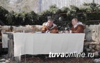 Владимир Путин и Сергей Шойгу проводят выходные в сибирской тайге