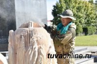 В Кызыле с 13 по 18 мая пройдет финал "Праздника топора", конкурса по деревянной резьбе