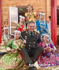 Жители Тувы поздравили Героя России Сергея Шойгу с Днем рождения