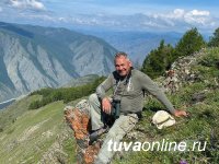 Сергей Шойгу планирует пройти по хребту Черского и покорить гору Монгун-Тайга