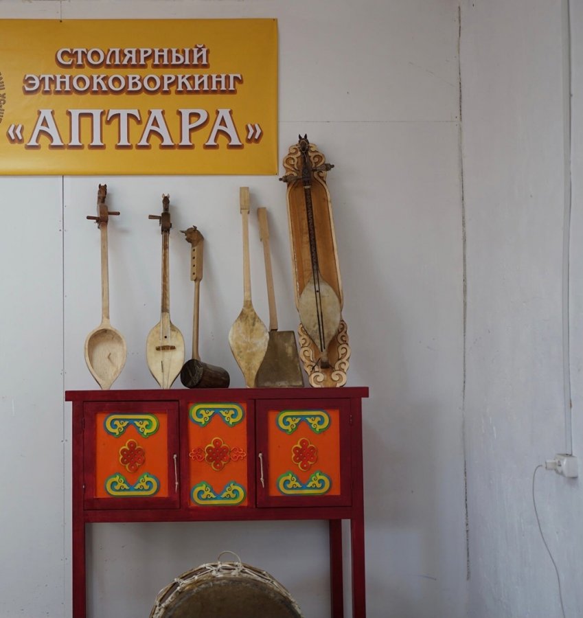В Кызыле открылся этноковоркинг-центр "Аптара" по производству изделий из дерева