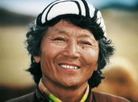 На сайте "Челээш" можно прочесть книгу монгольского писателя тувинского происхождения Чинагийна Галсана "Повесть жестоких лет"