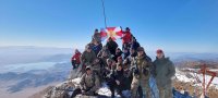 Бойцы спецподразделений Росгвардии Тувы прошли подготовку на священной вершине Буура