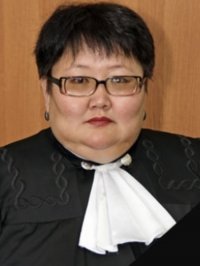 Верховный суд Тувы: скончалась судья в почетной отставке Лидия Хертек