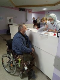 Инвалида 1 группы из Тувы сопроводил на лечение в Красноярск сотрудник соццентра