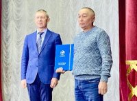 В Туве наградили лучших работников ЖКХ