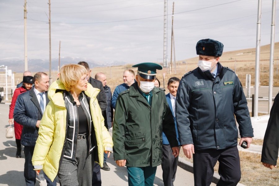 Тува новости про мальчика. Пункт пропуска Хандагайты. Кызылжар пункт пропуска. Хандагайты-Боршоо. Апп Хандагайты.