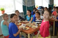 Детские лагеря отдыха начали работу в Туве