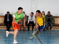 Жители Тувы больше всего из видов спорта любят играть в волейбол, на втором месте - баскетбол, третьем - заниматься борьбой