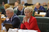 Сенатор Дина Оюн сообщила о поддержке Советом Федерации кредитных каникул для участников спецоперации