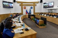 В правительстве Тувы обсудили вопросы безопасности детей в дни каникул