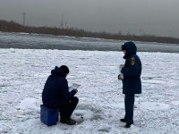 В Туве проводится акция «Тонкий лед»