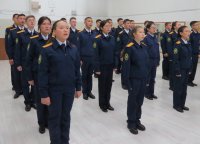 24 кызылских школьника приняли присягу кадетов профильного класса следственного управления в Туве