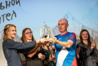 Российские спортсменки получили Всероссийскую премию "Стальной ангел" за покорение вершины в Туве