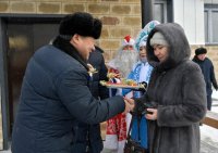 В Кызыле в канун Нового года вручены ключи от новых квартир нуждающимся в жилье
