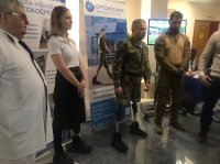 Сенатор Дина Оюн вместе с коллегами посетила Главный военный клинический госпиталь Росгвардии