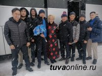 "Тува Джаз Бэнд" выступил в подмосковном реабилитационном центре перед участниками СВО и членами их семей