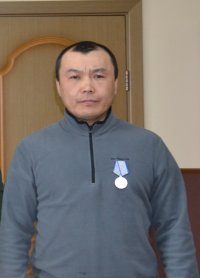 Житель Тувы Артыш Сендажи награждён медалью «За отвагу»
