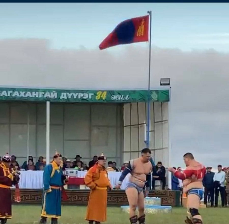 Монгольская борьба на Шурх рабане