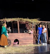 Театр кукол Тувы открыл свой 11 сезон бесплатным показом спектакля для пожилых зрителей