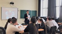 Кызылский педагог Аржаан Кужугет: «Моя главная задача – помочь своим ученикам вырасти достойными людьми»