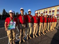 Современные школьники Тувы в восторге от военно-спортивной игры прежних лет «Зарница»