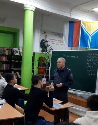 Студентам Кызылского техникума рассказали о работе по вовлечению в оборот сельхозземель