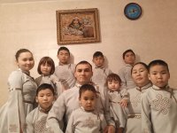 В Красноярском крае 16%, в Хакасии 20%, в Туве 43% мам родили более 3 детей