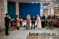 Выставка НХП на призы сенатора Дины Оюн ко Дню народного единства в Туве собрала рекордное количество народных умельцев