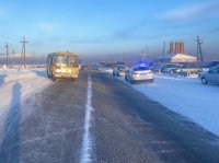 В Кызыле при столкновении двух автомашин и автобуса погибла женщина