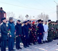 Жители Тувы скорбят вместе со всей страной